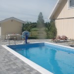 uteplats med pool