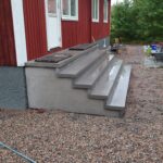 Trappa med hela vagnstycken , borstad i grått